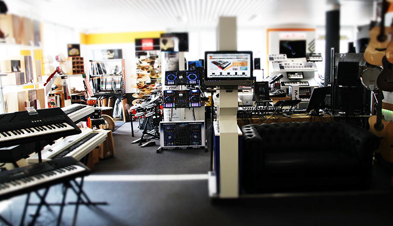 Music Store Dresden Image 7